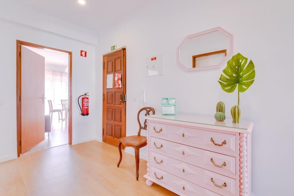 Apartment Spacious 2 Bedroom In *