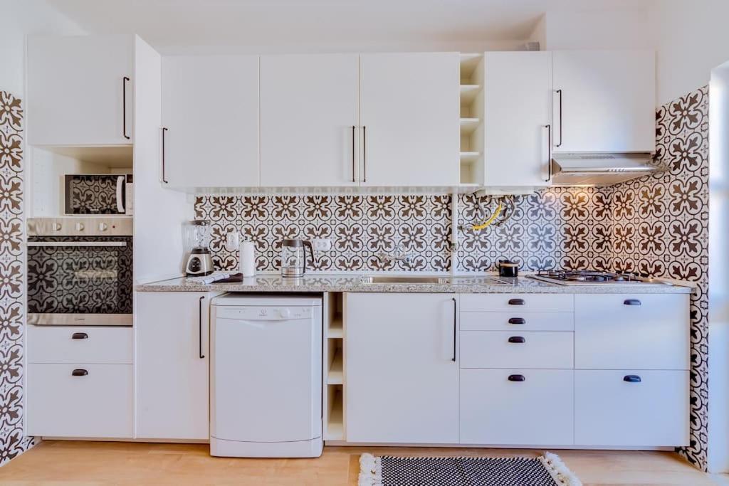 Spacious 2 Bedroom In Faro