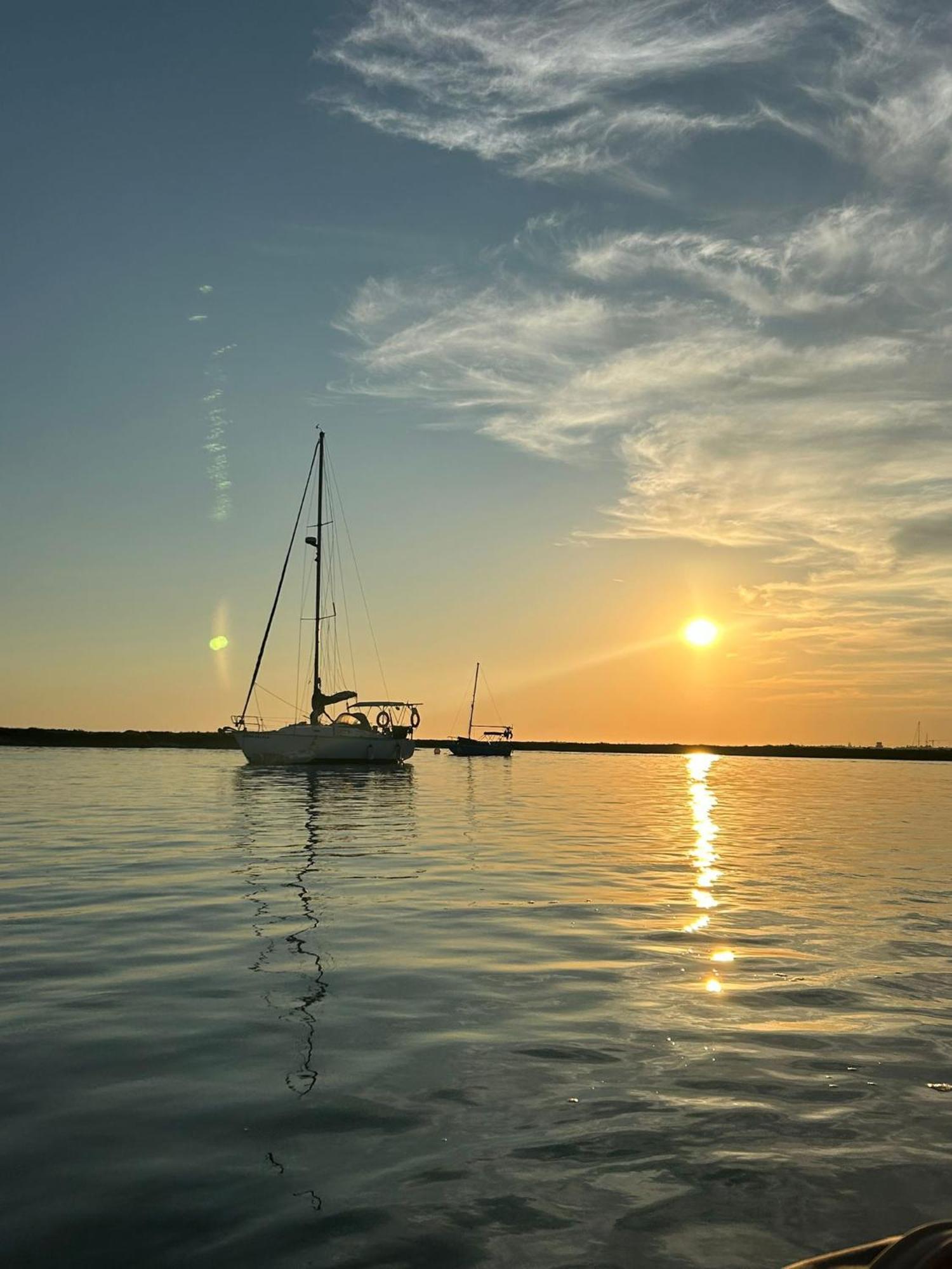 Houseboat - In Ria Formosa Botel