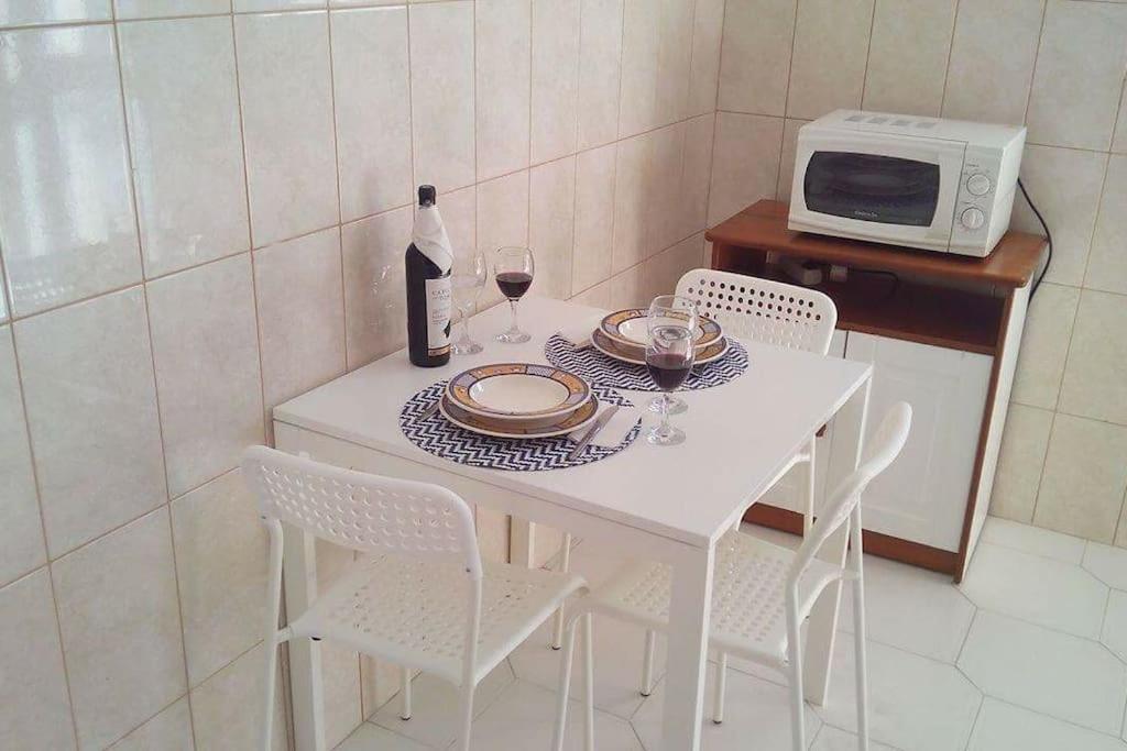 Apartment Color Me Happy - 2 Bedrooms Near Forum Algarve *