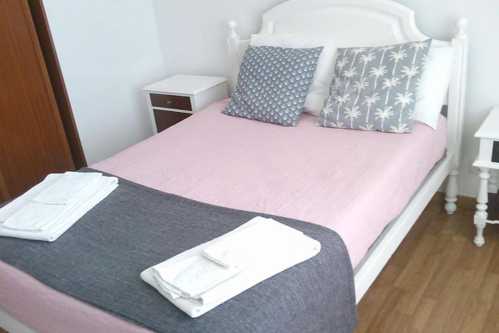Apartment Color Me Happy - 2 Bedrooms Near Forum Algarve