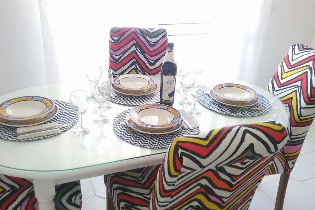 Color Me Happy - 2 Bedrooms Near Forum Algarve Apartment
