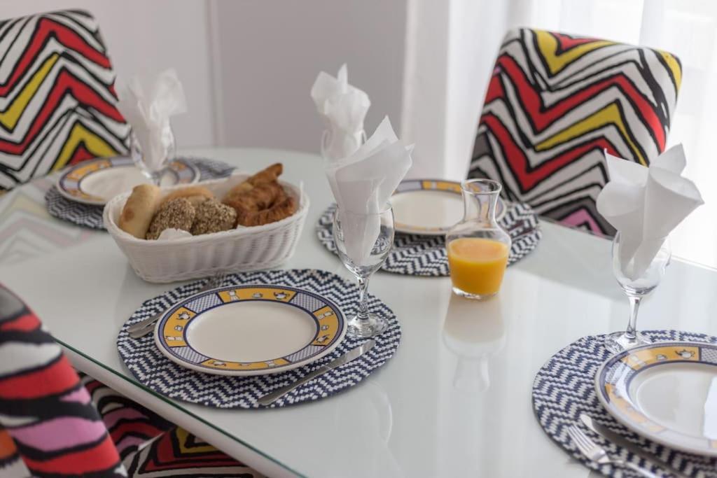 Apartment Color Me Happy - 2 Bedrooms Near Forum Algarve Faro