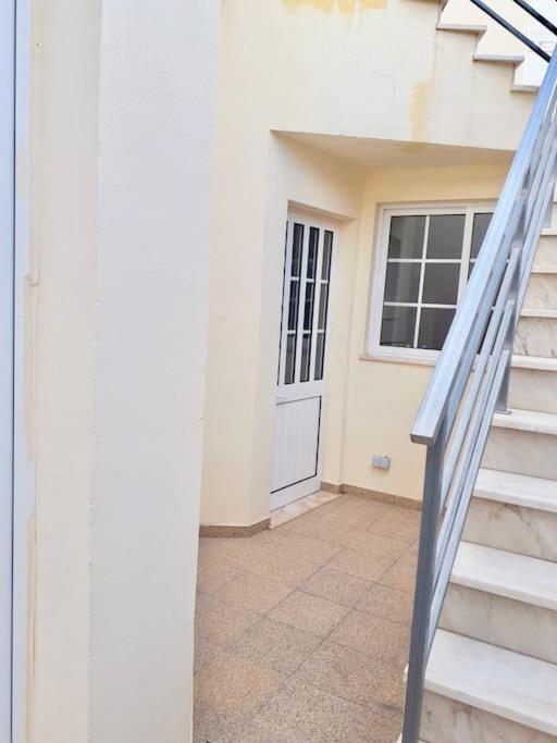 Charming House With Terrace Near The Center * Faro