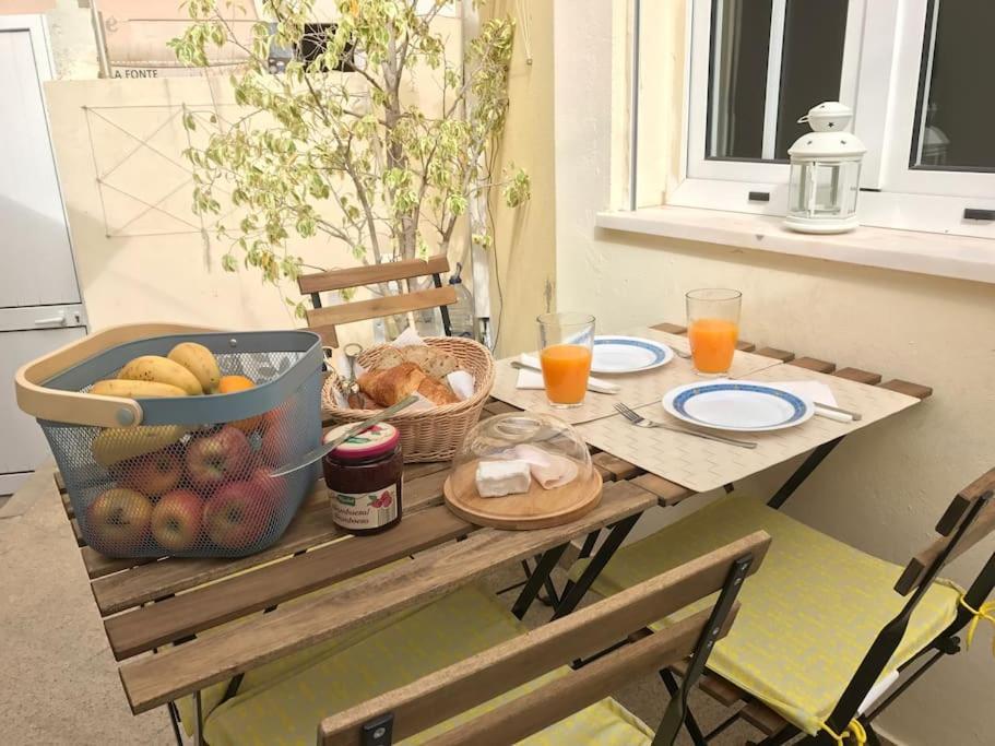 Holiday home Charming House With Terrace Near The Center