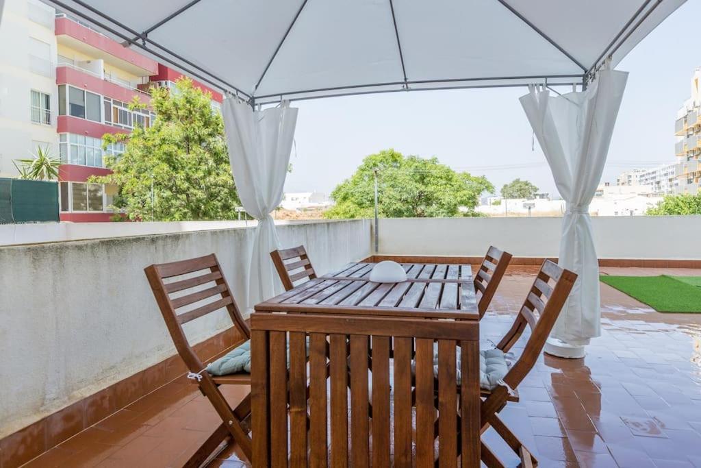 Apartment Away From Faro