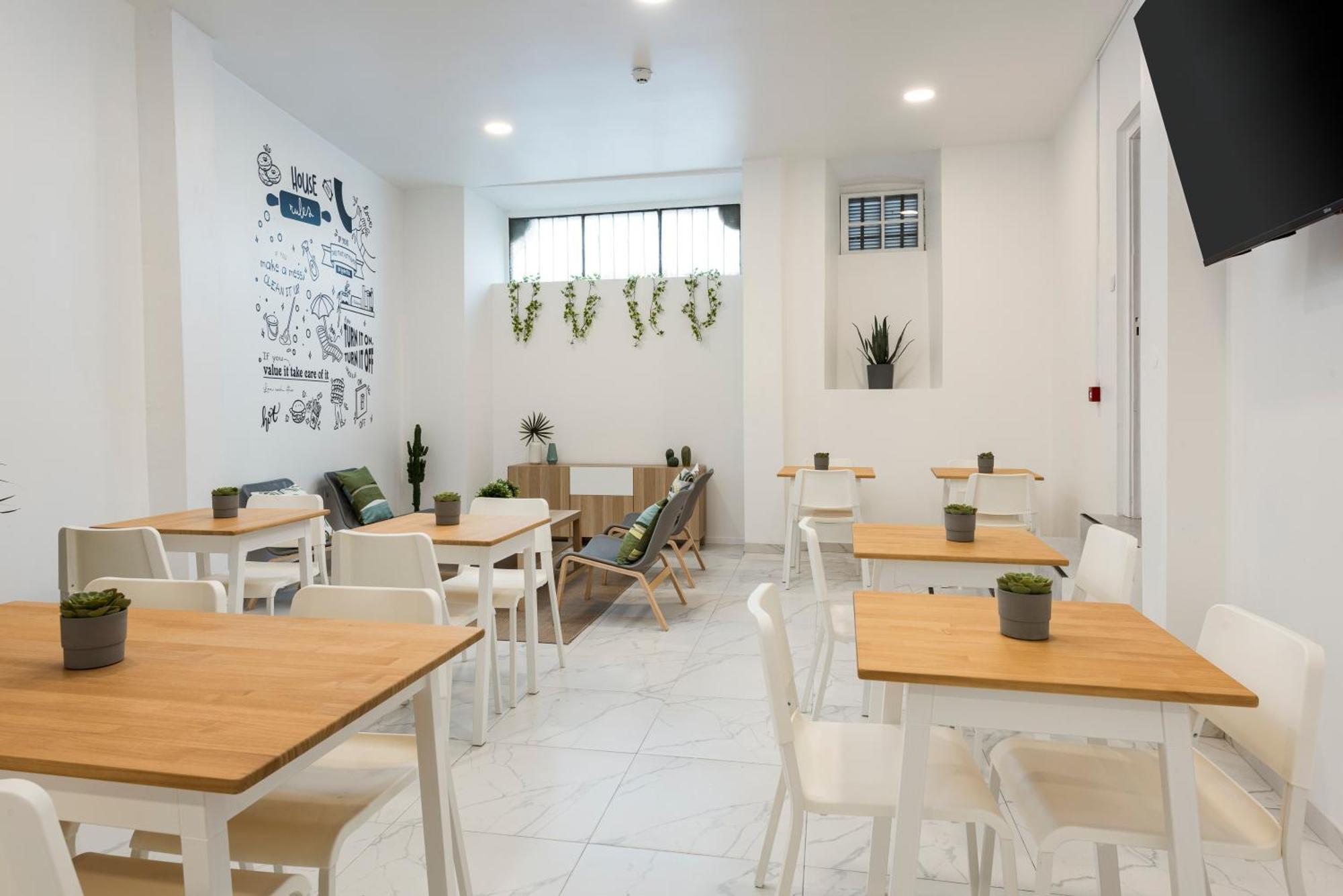 Hostel Madalena E