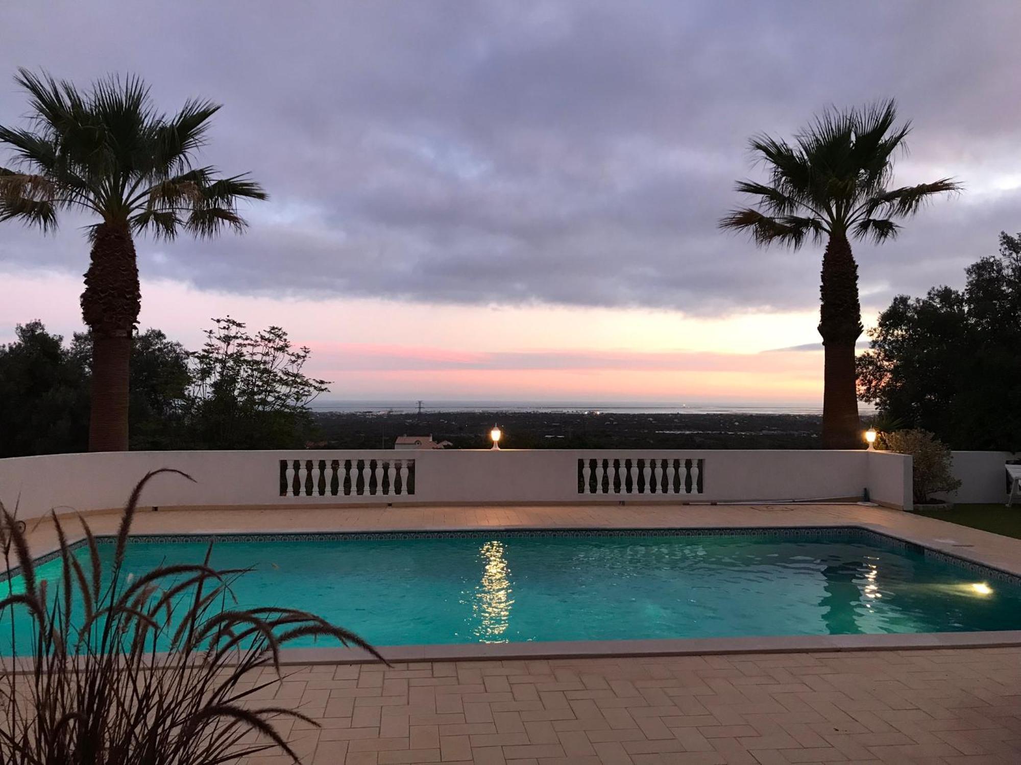 Lucie Vue Avec Piscine Privee En Algarve..