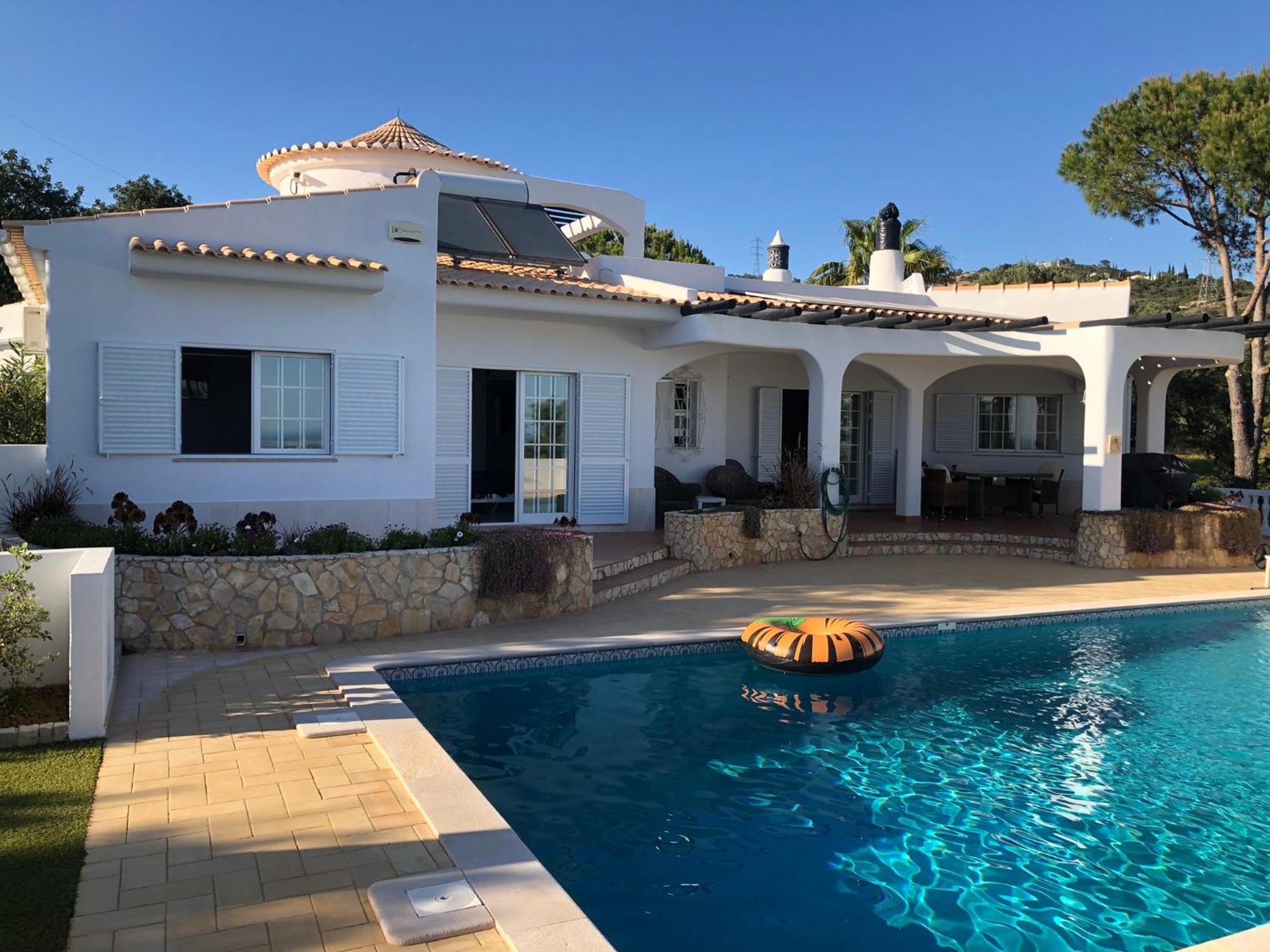Lucie Vue Avec Piscine Privee En Algarve.. Faro