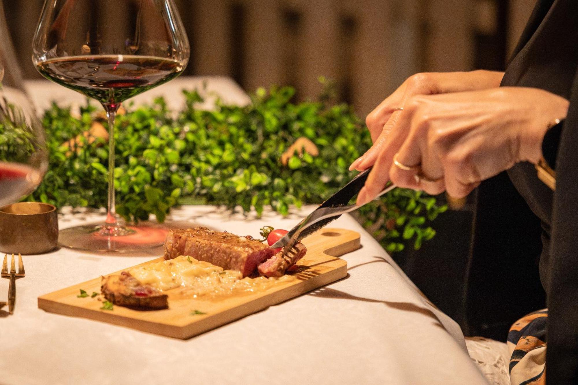 Opus One Luxury Guest House & Wine Faro