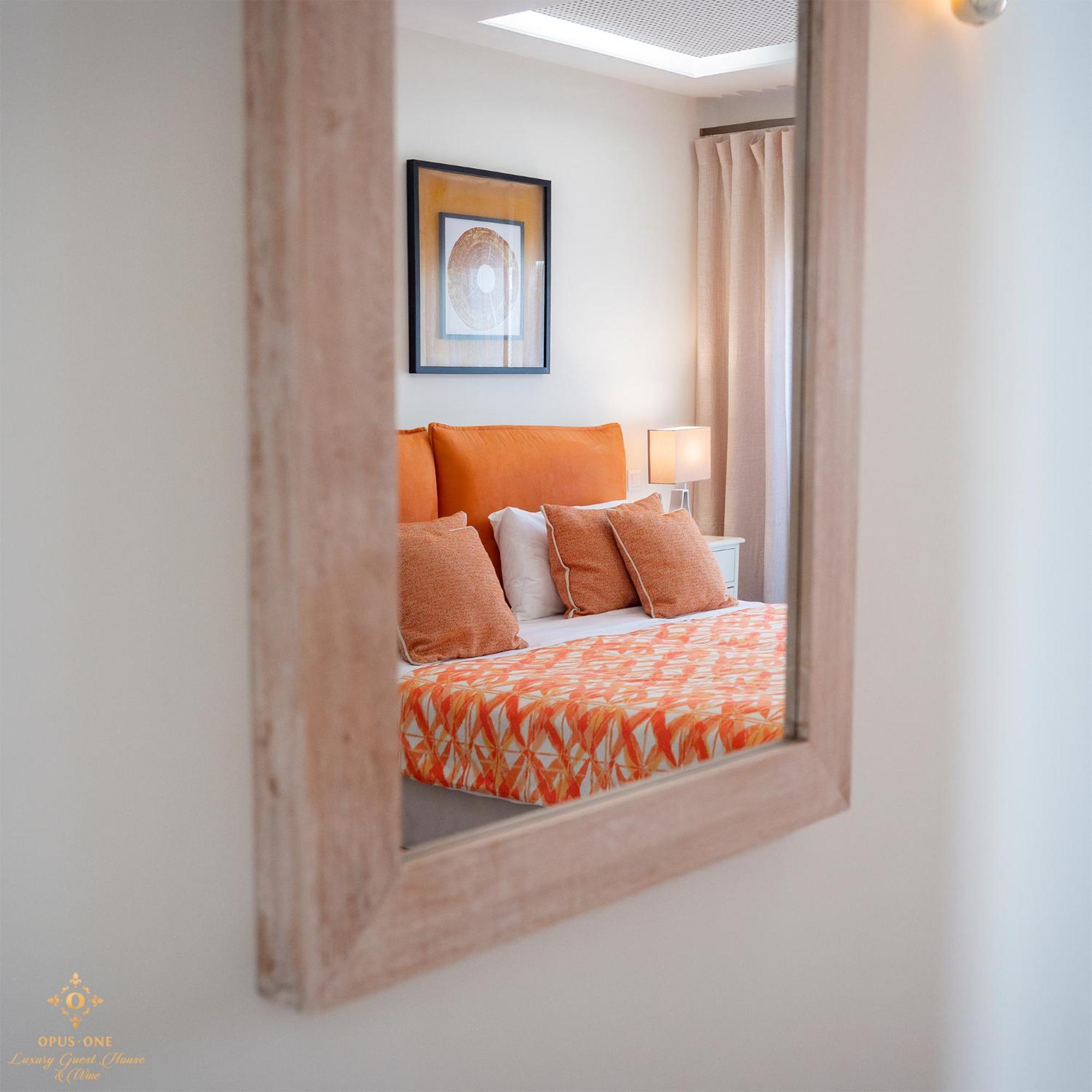 Opus One Luxury Guest House & Wine Hotel
