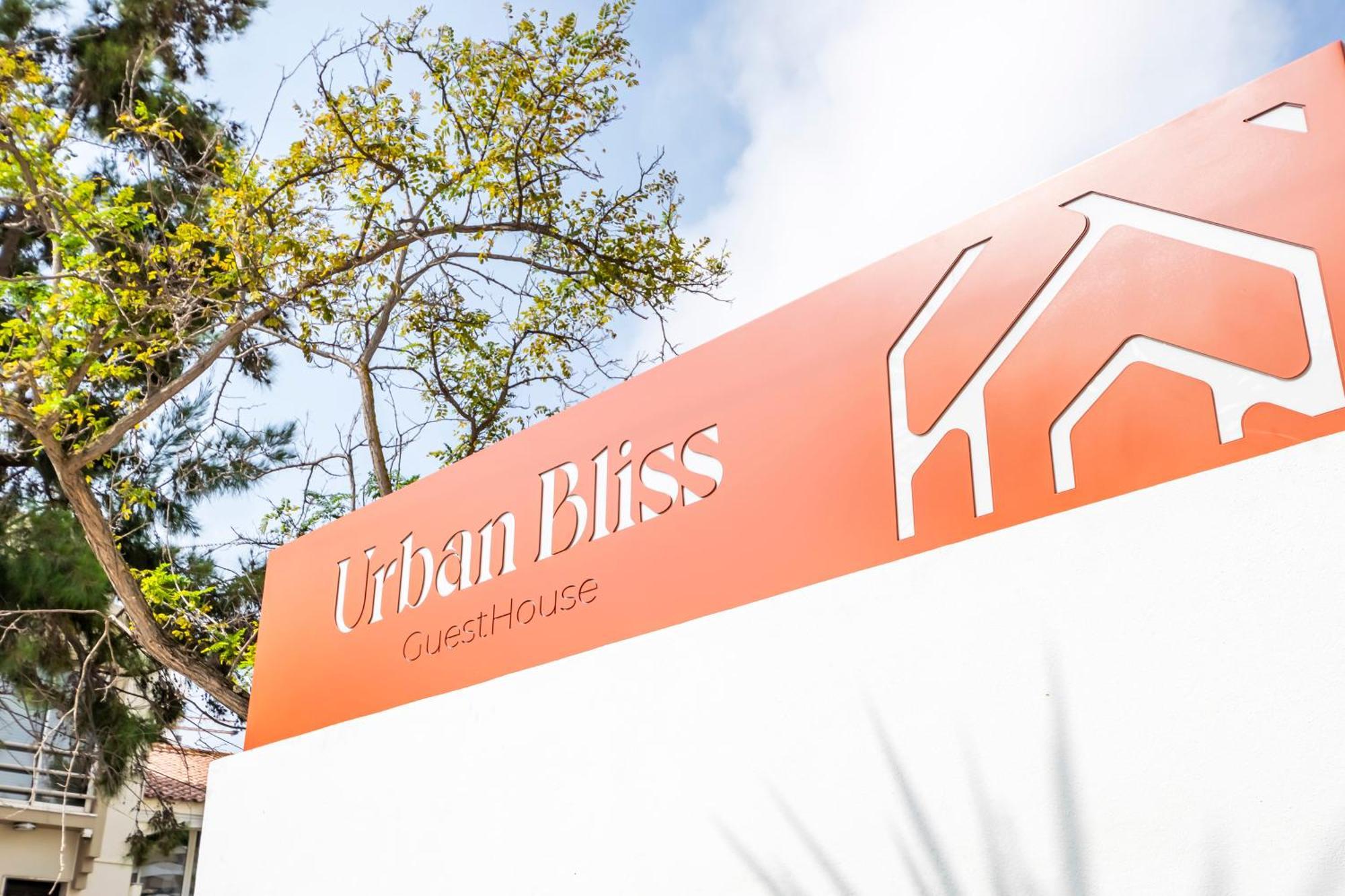 Urban Bliss I *