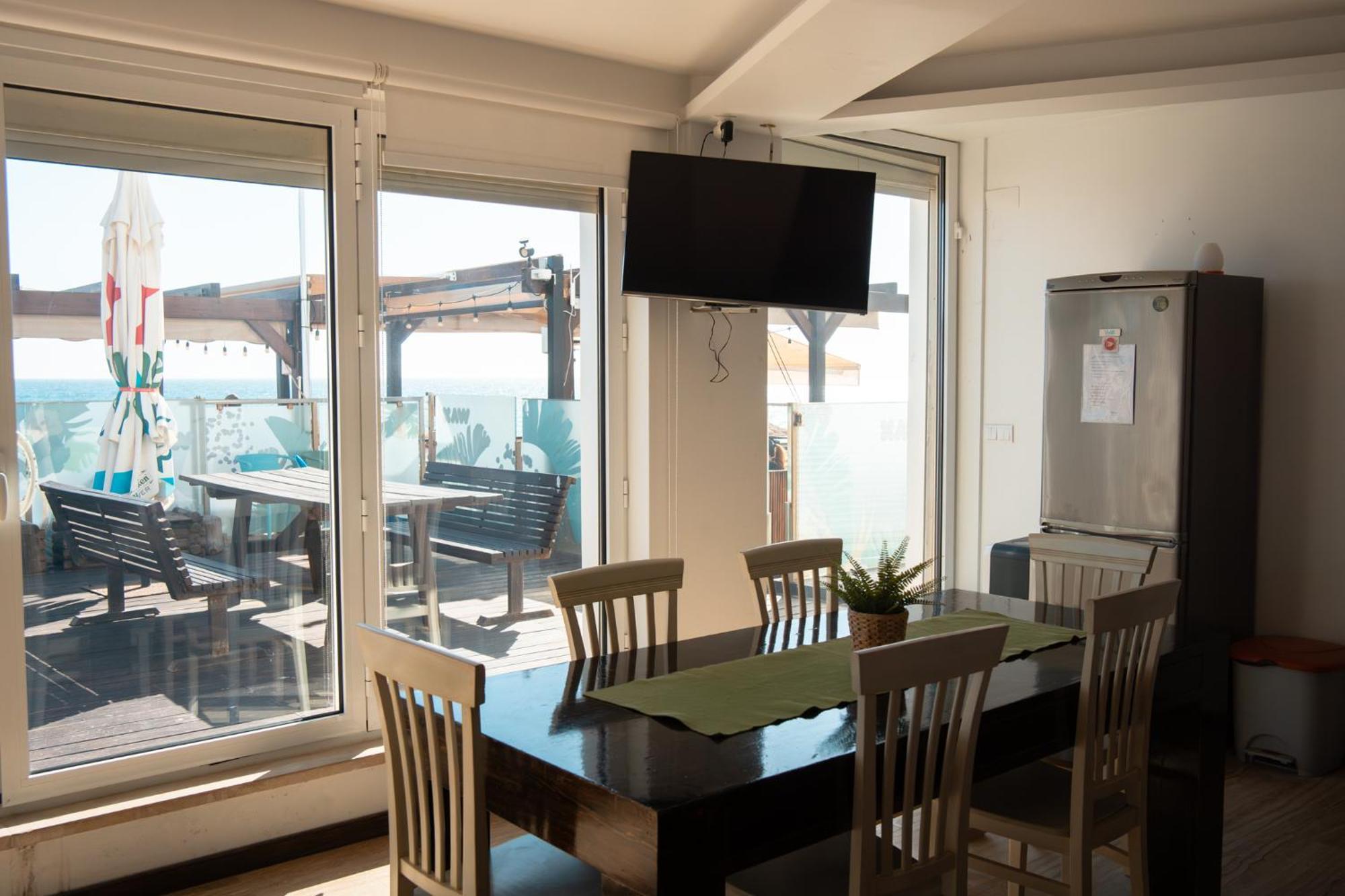 Apartment Wax Suite By The Sea *