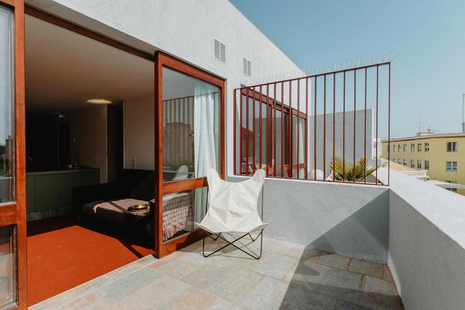 The Modernist, Architecture Experience * Faro