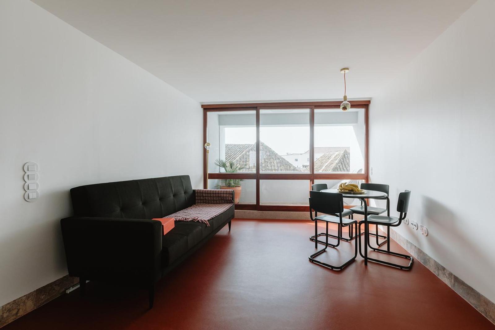 The Modernist, Architecture Experience * Faro