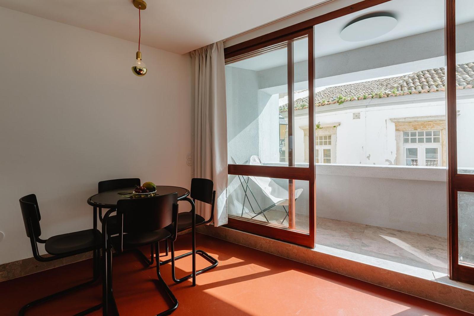The Modernist, Architecture Experience