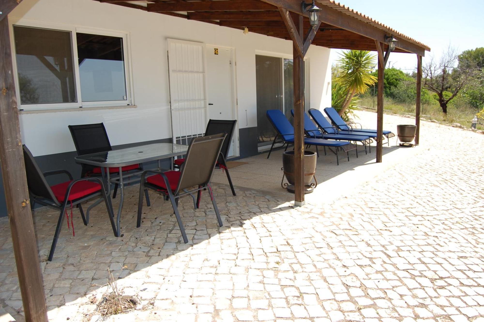 Monte Alegrete With 3 Bedrooms And Sea View