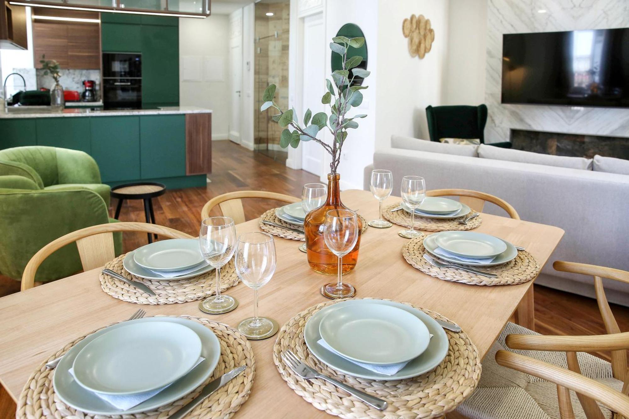 Apartment & Endless 3 Bedroom *