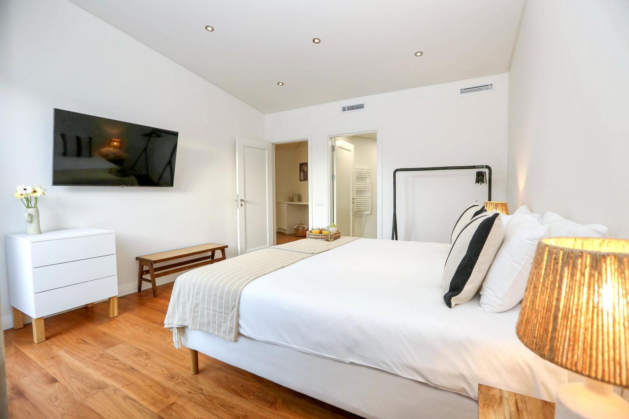 Apartment & Endless 3 Bedroom