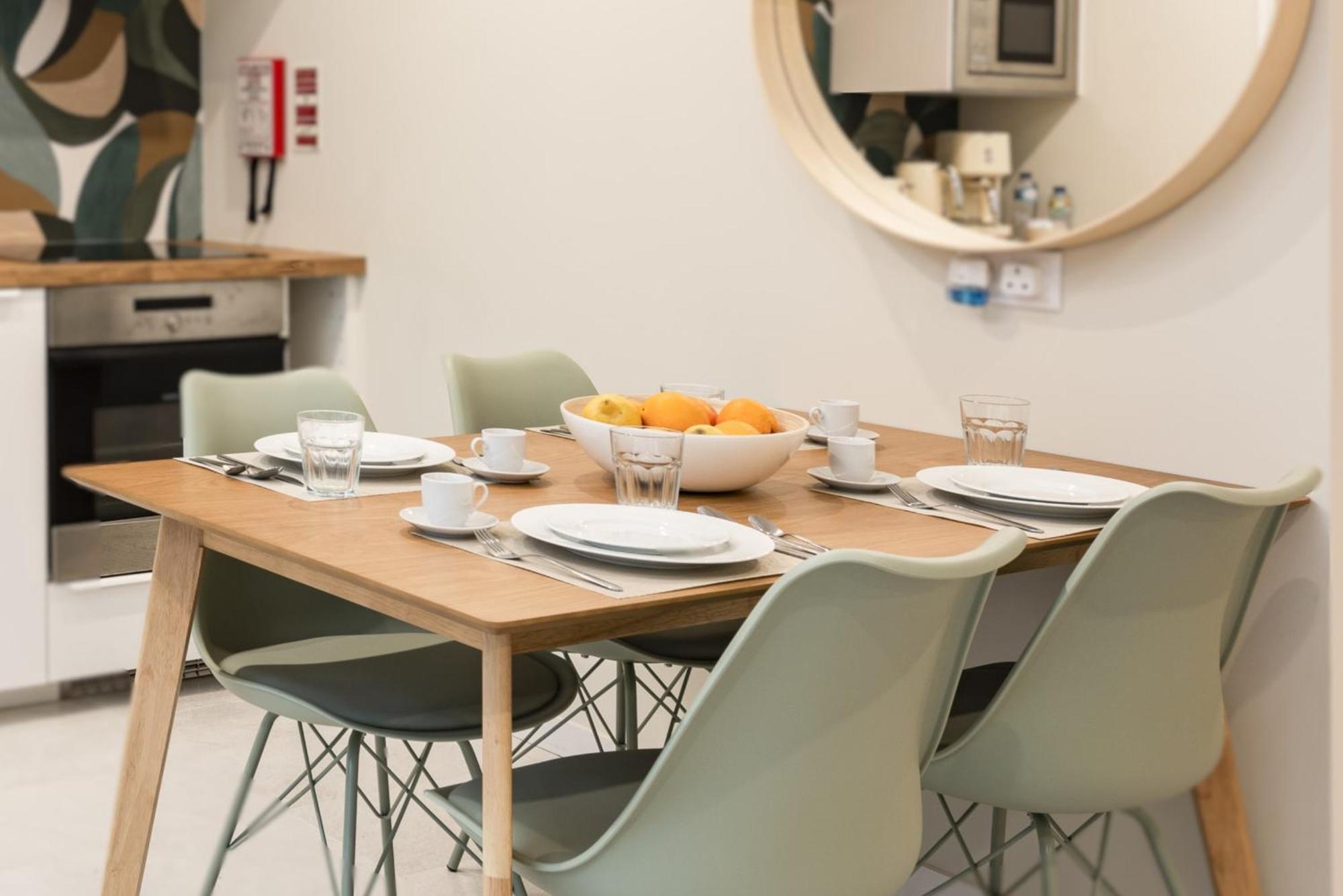 Guest house 41 - Private Airport, And Center Faro