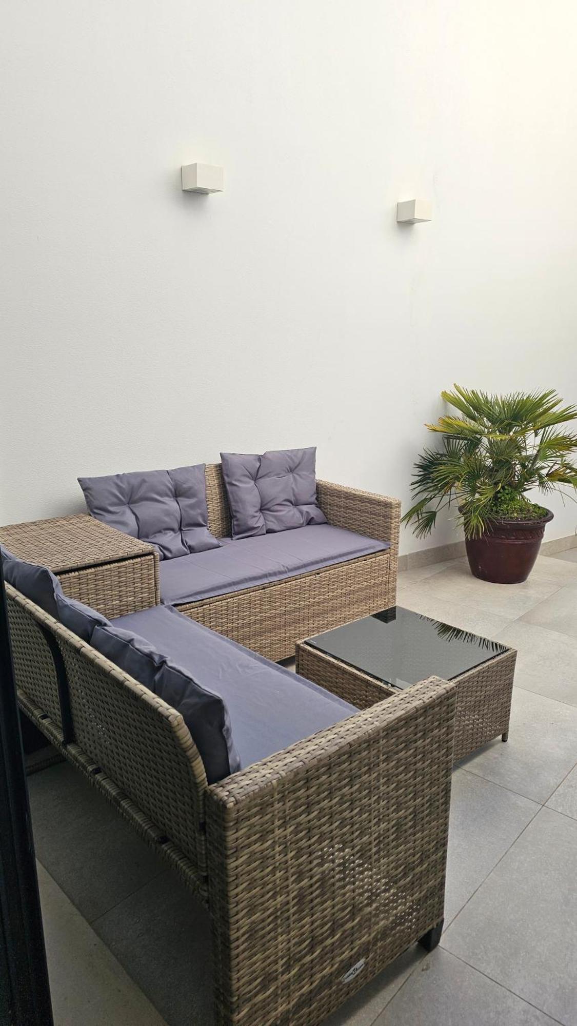 Center Apartment *