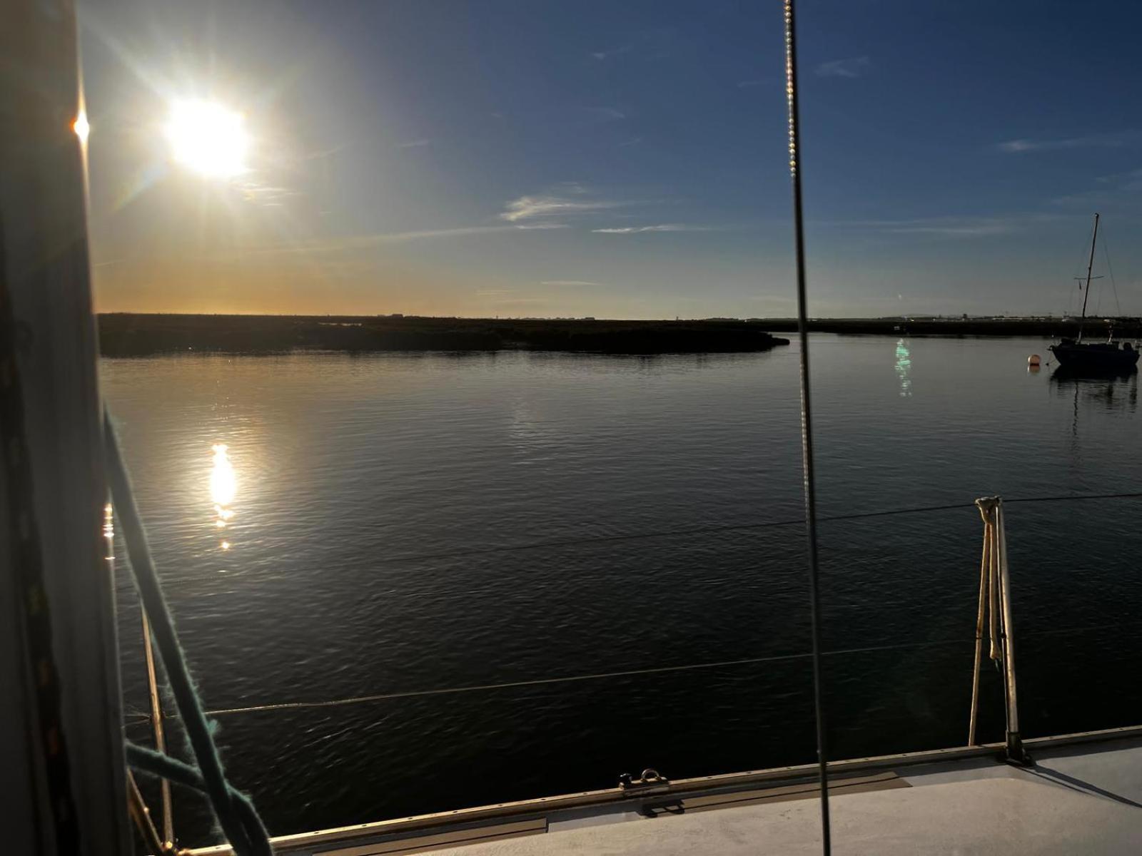 Houseboat - In Ria Formosa Botel