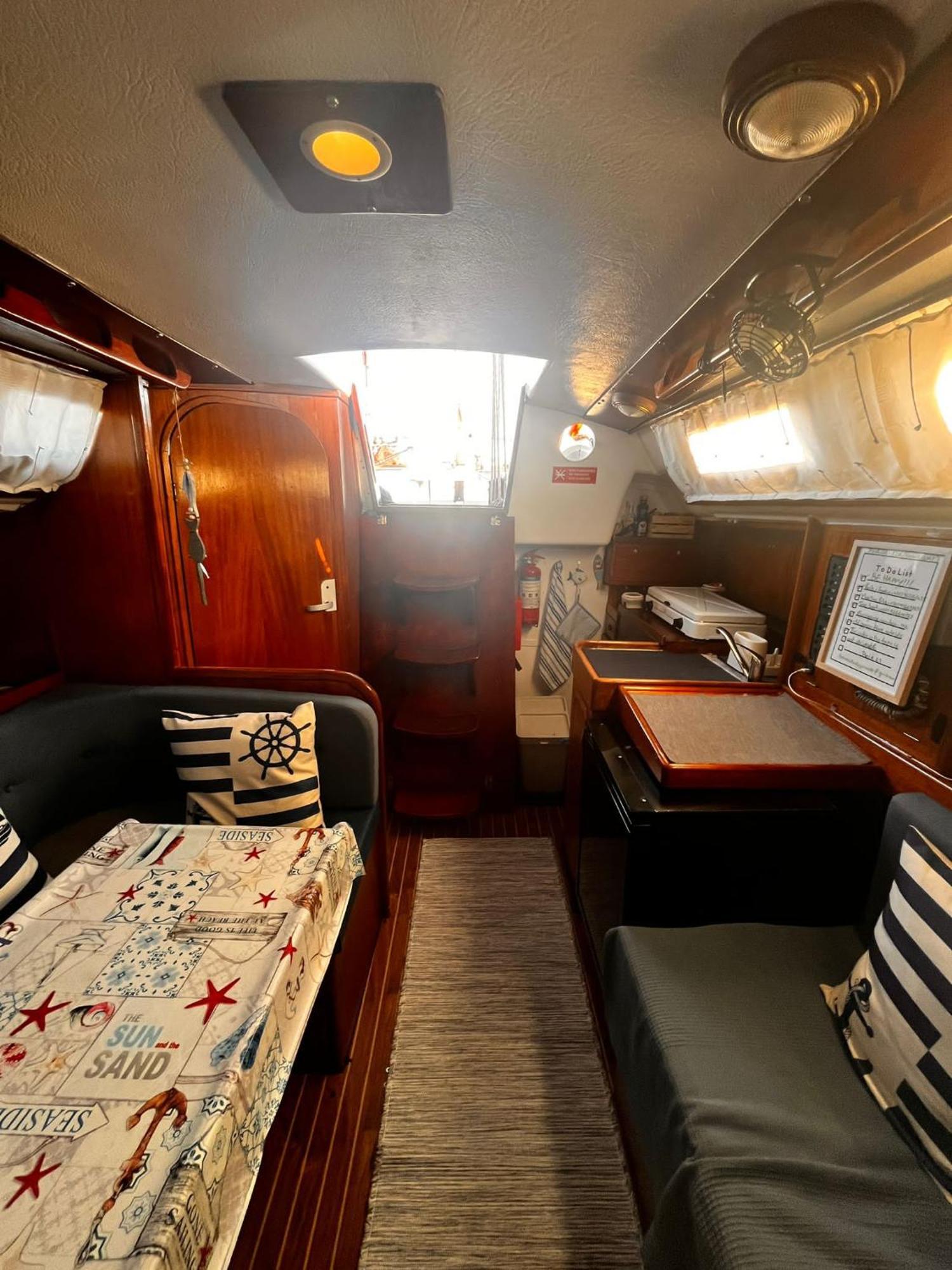 Botel Houseboat - In Ria Formosa