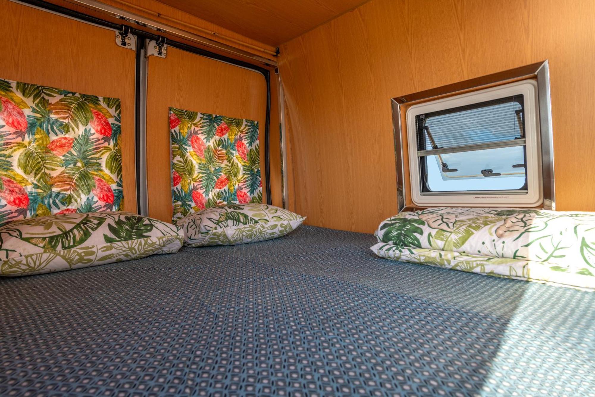 Acampamento Ocean Camper - Campervan & Surf Faro