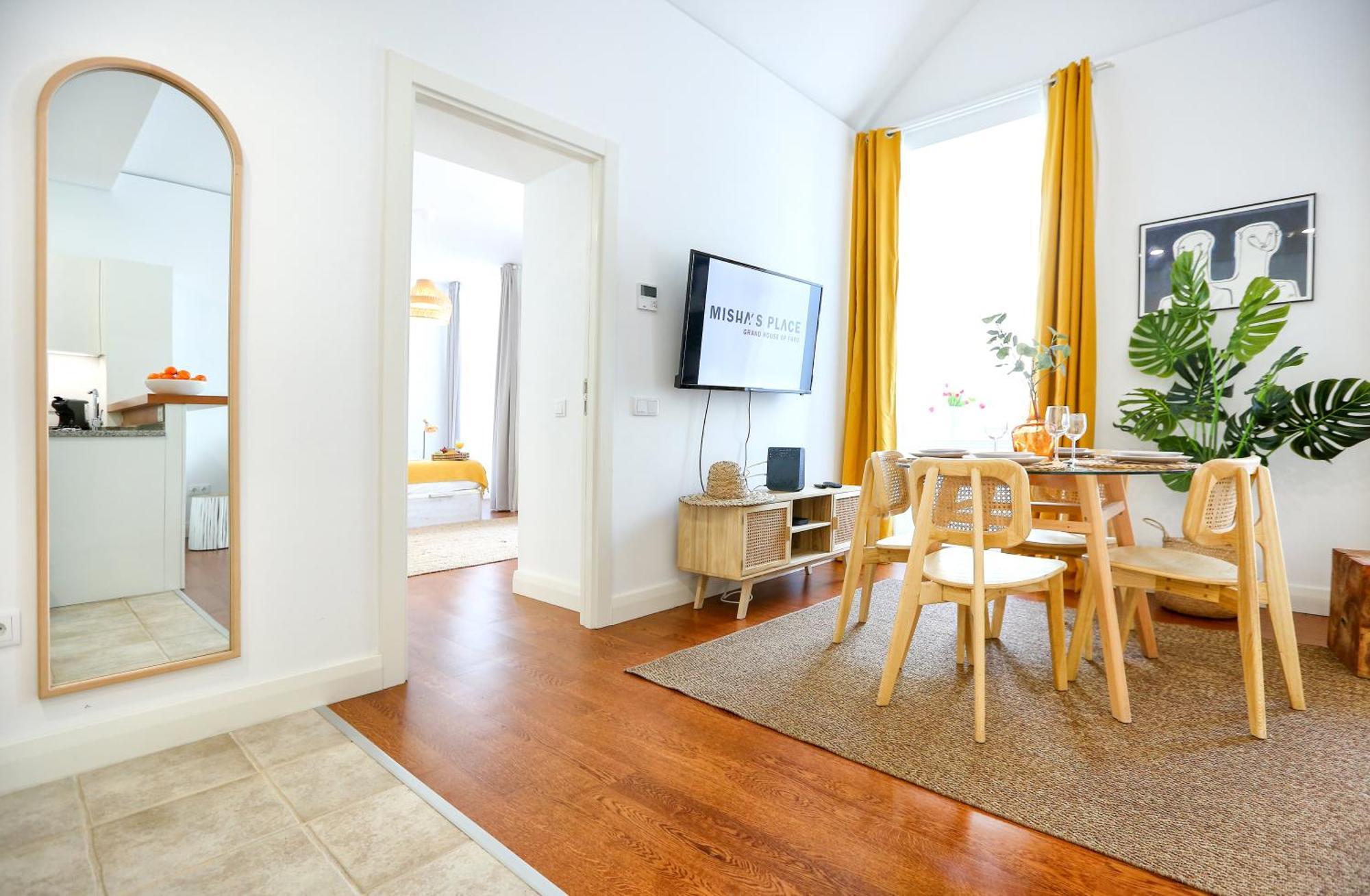 Waves Apartment
