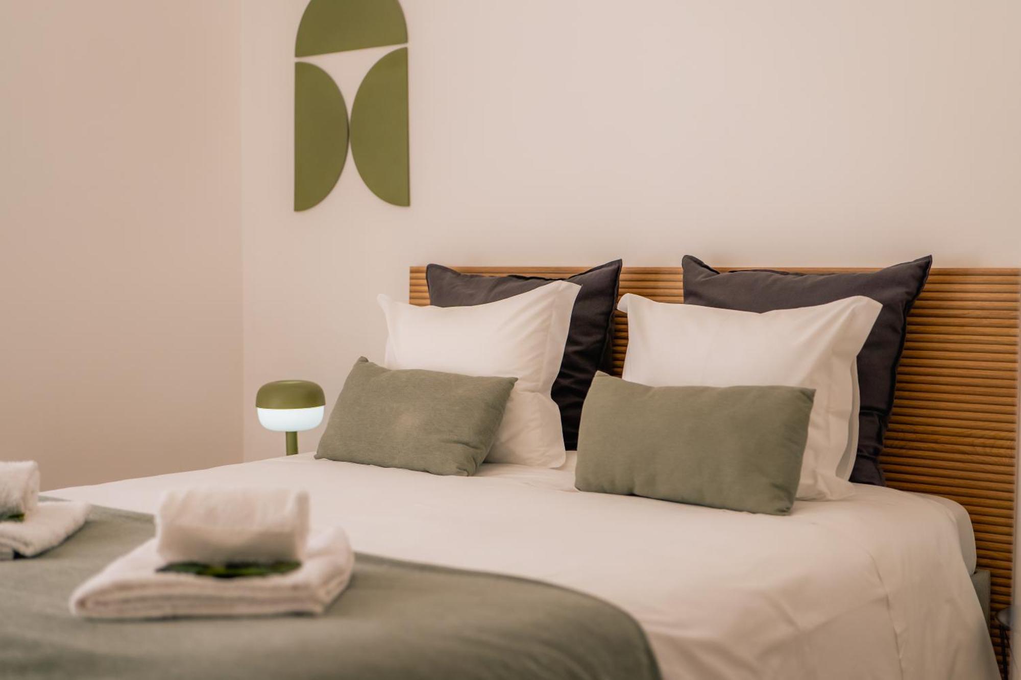 Apartment Carmo House