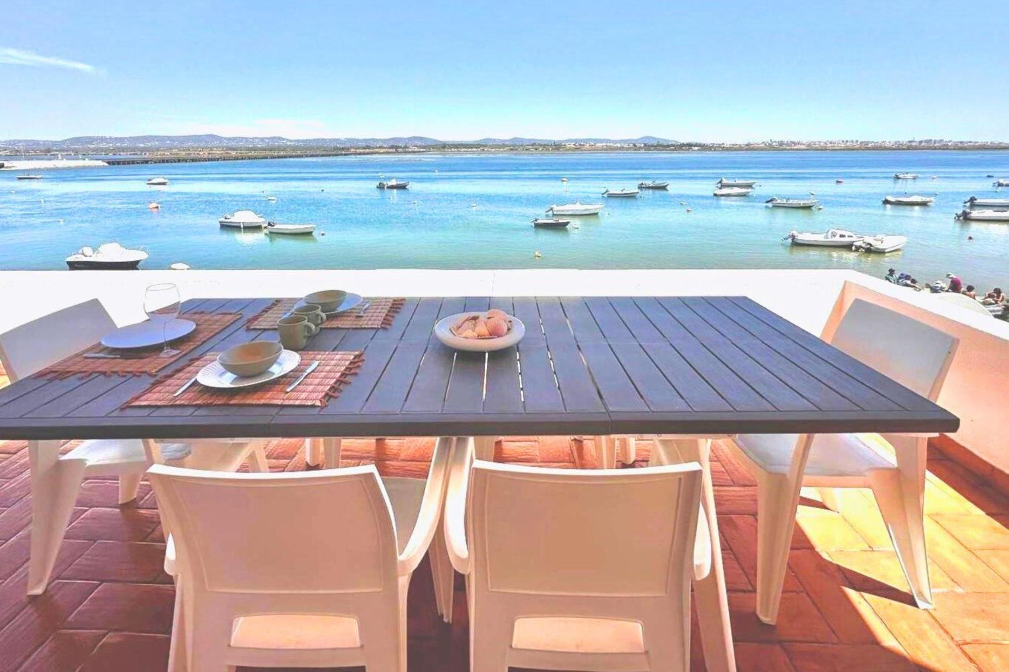 House On Island With A Dreamy Terrace And 7 Beds For The Perfect Escape Apartment