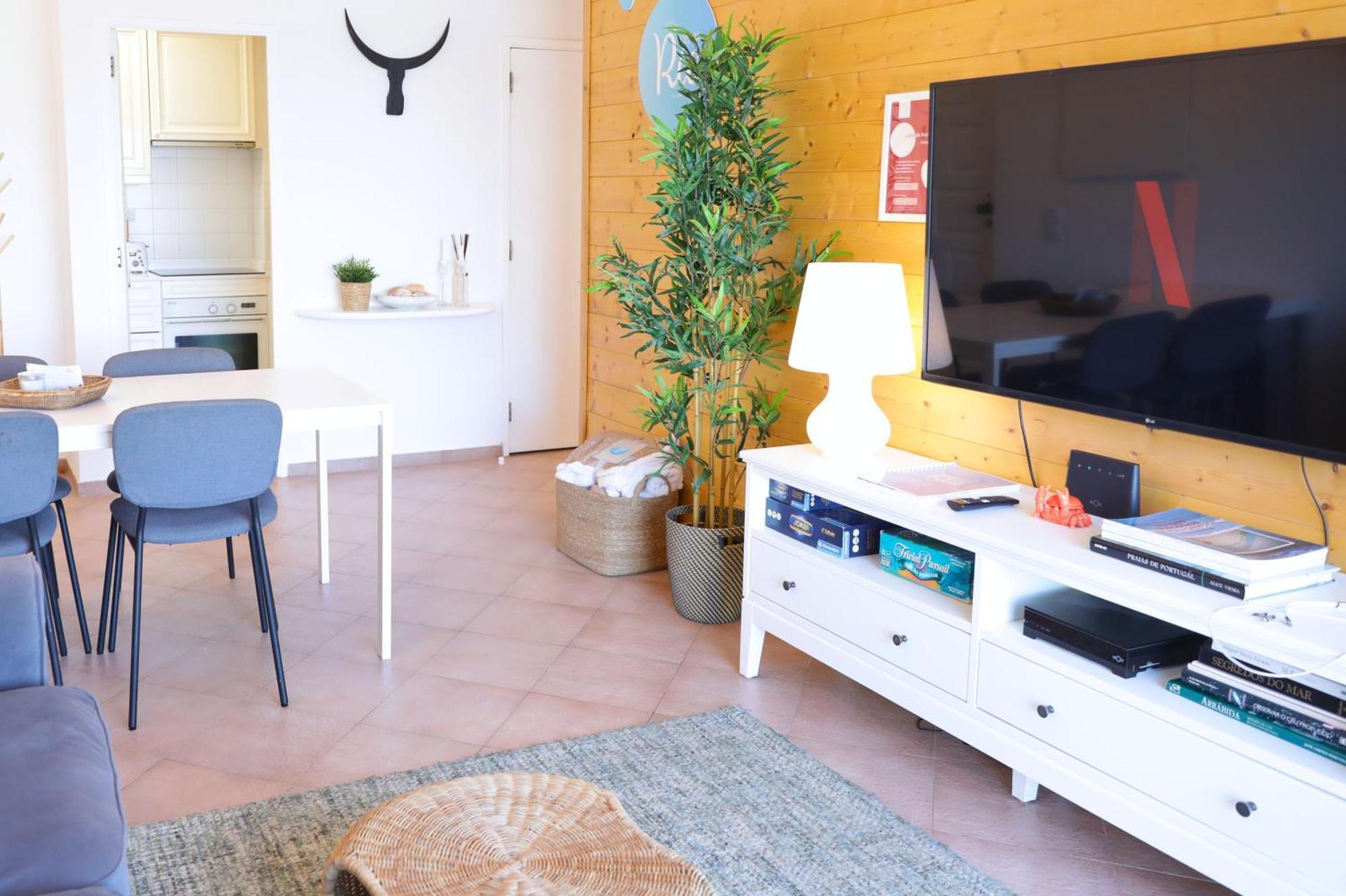House On Island With A Dreamy Terrace And 7 Beds For The Perfect Escape Apartment