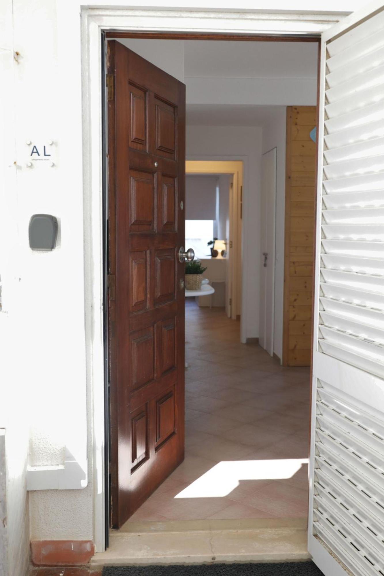 House On Island With A Dreamy Terrace And 7 Beds For The Perfect Escape Apartment *