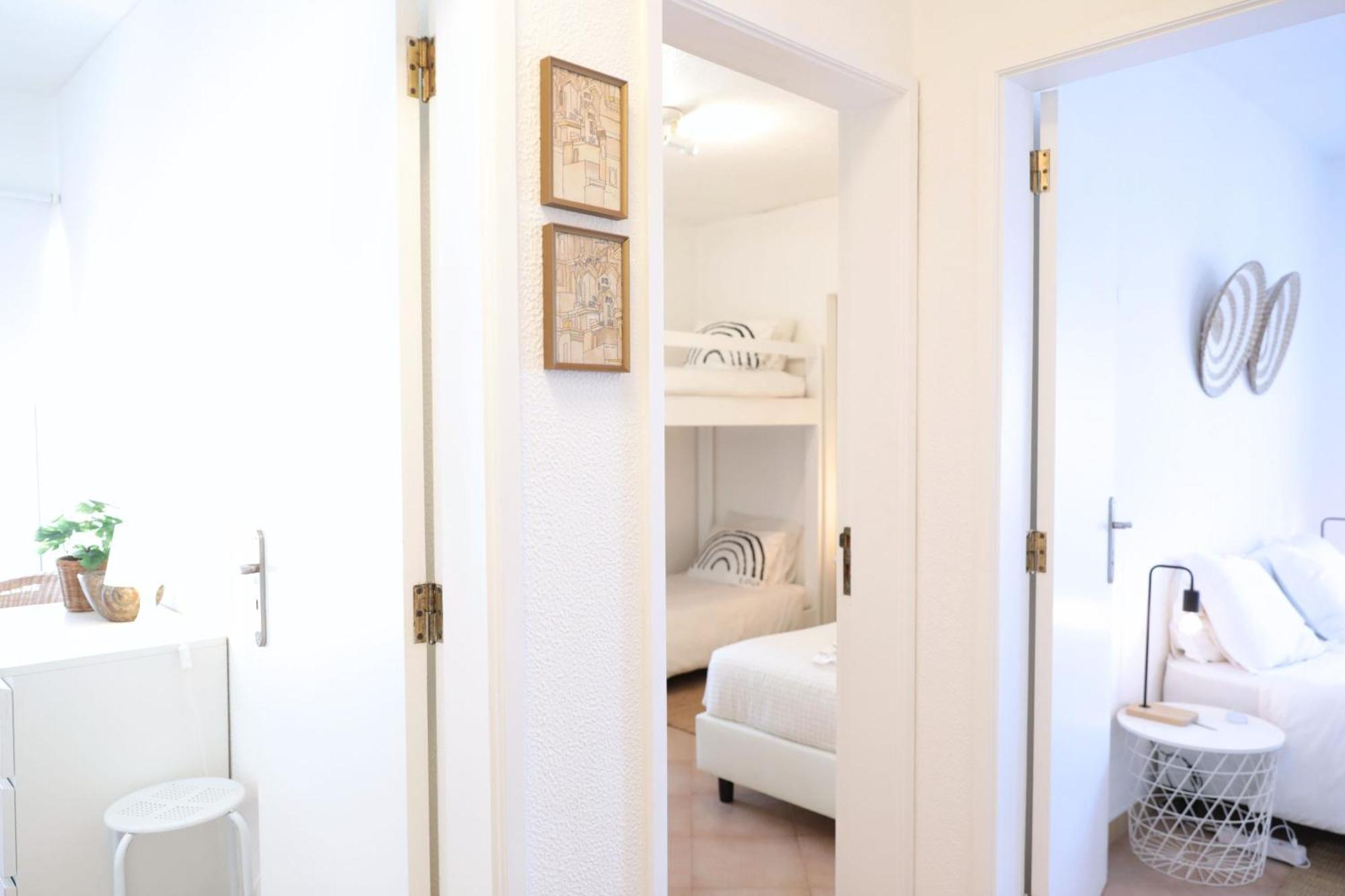 Apartment House On Island With A Dreamy Terrace And 7 Beds For The Perfect Escape *
