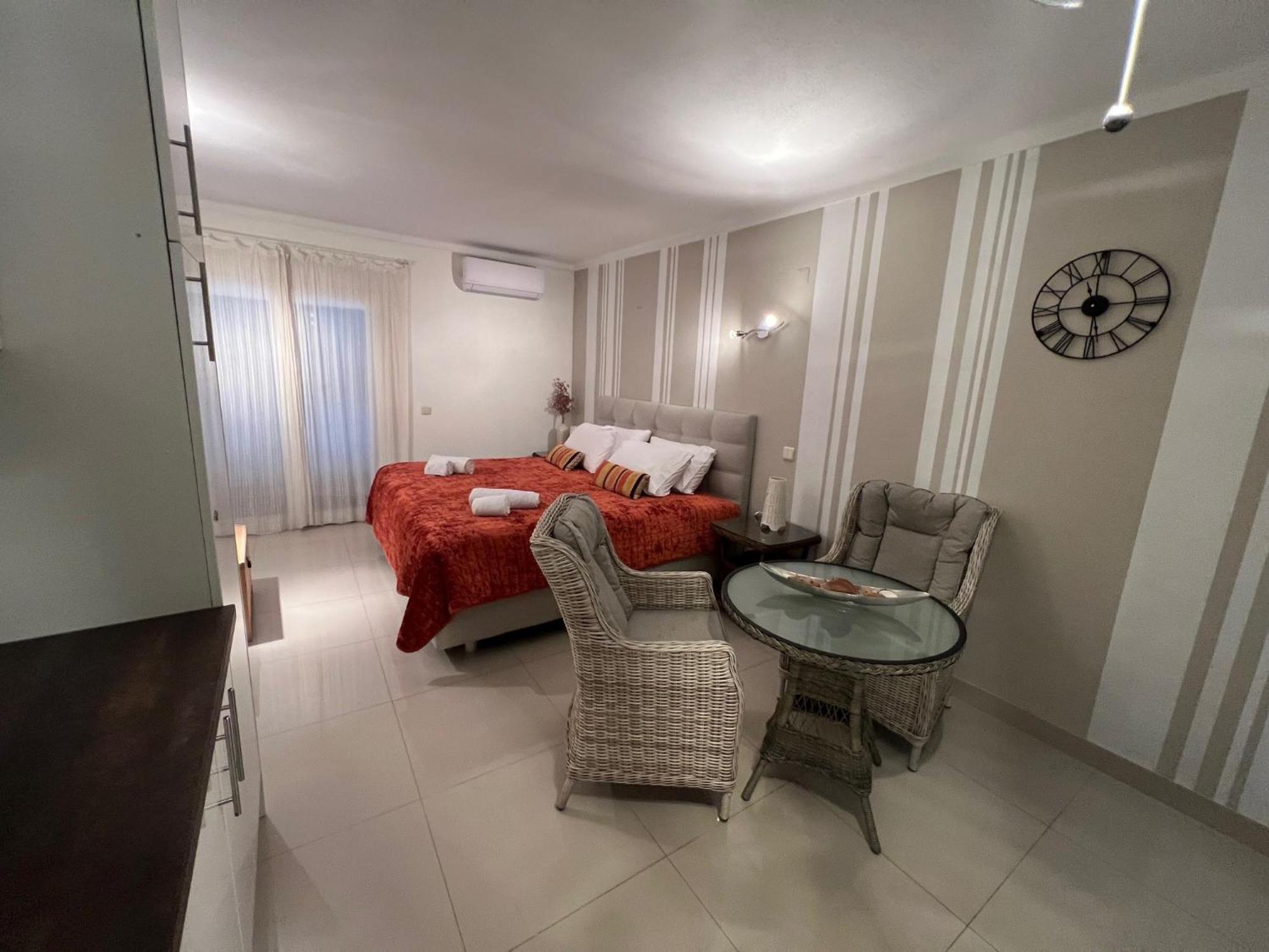 Paulos Apartment Faro