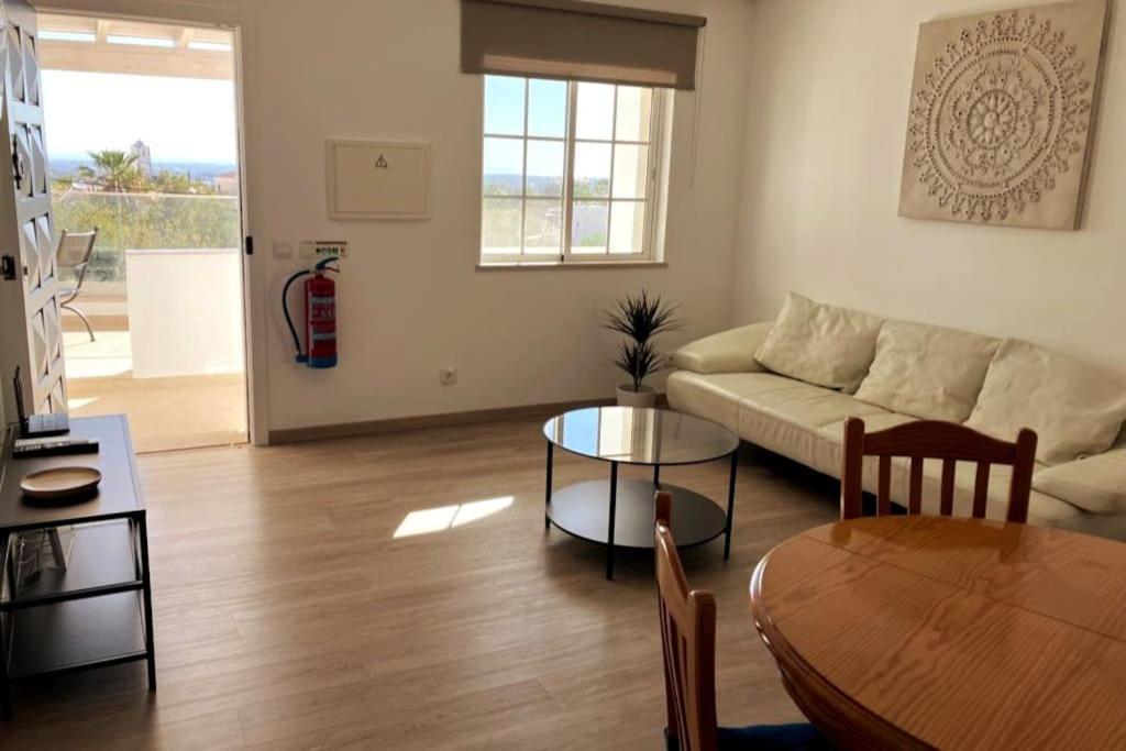 Villa Lana - Heated Pool - Sea View - Two Independent Floors