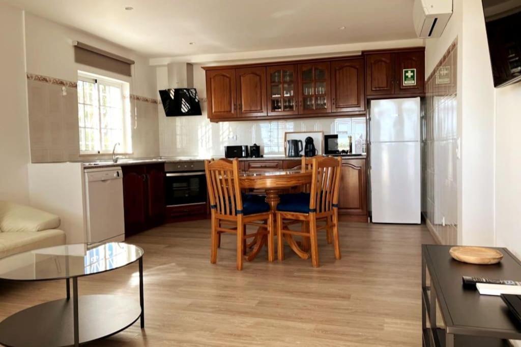 Lana - Heated Pool - Sea View - Two Independent Floors Villa Faro