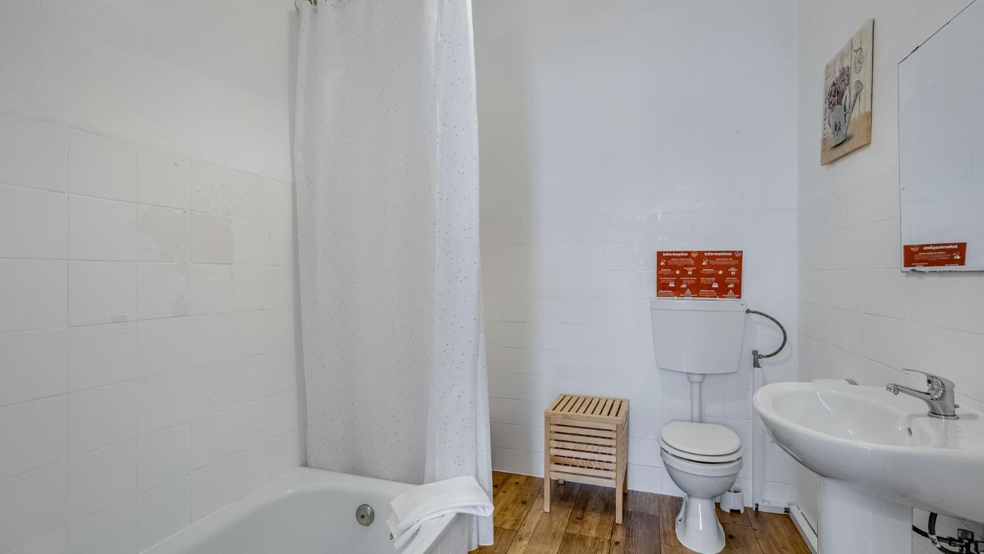 Casa D'alagoa Hostel *