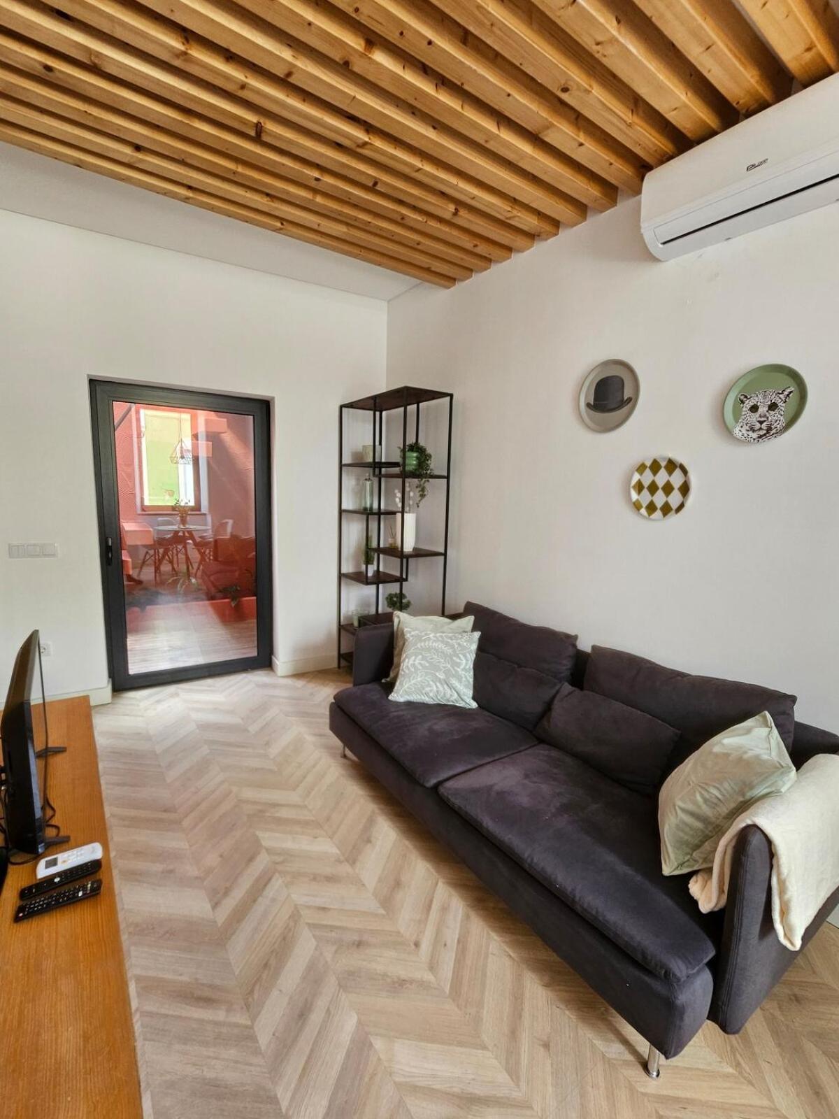 Center Terrace Apartment