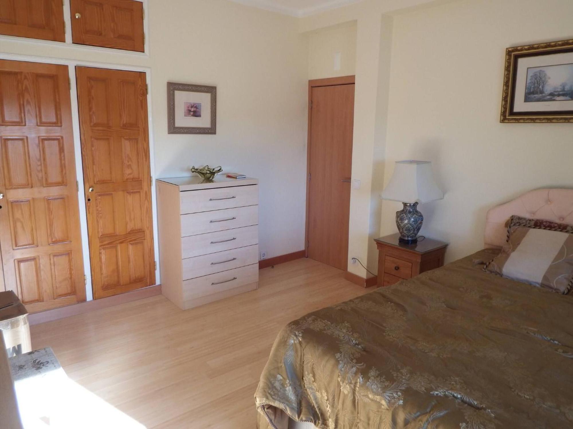 Villa Spacious Lara Estoi With Heated Pool Faro