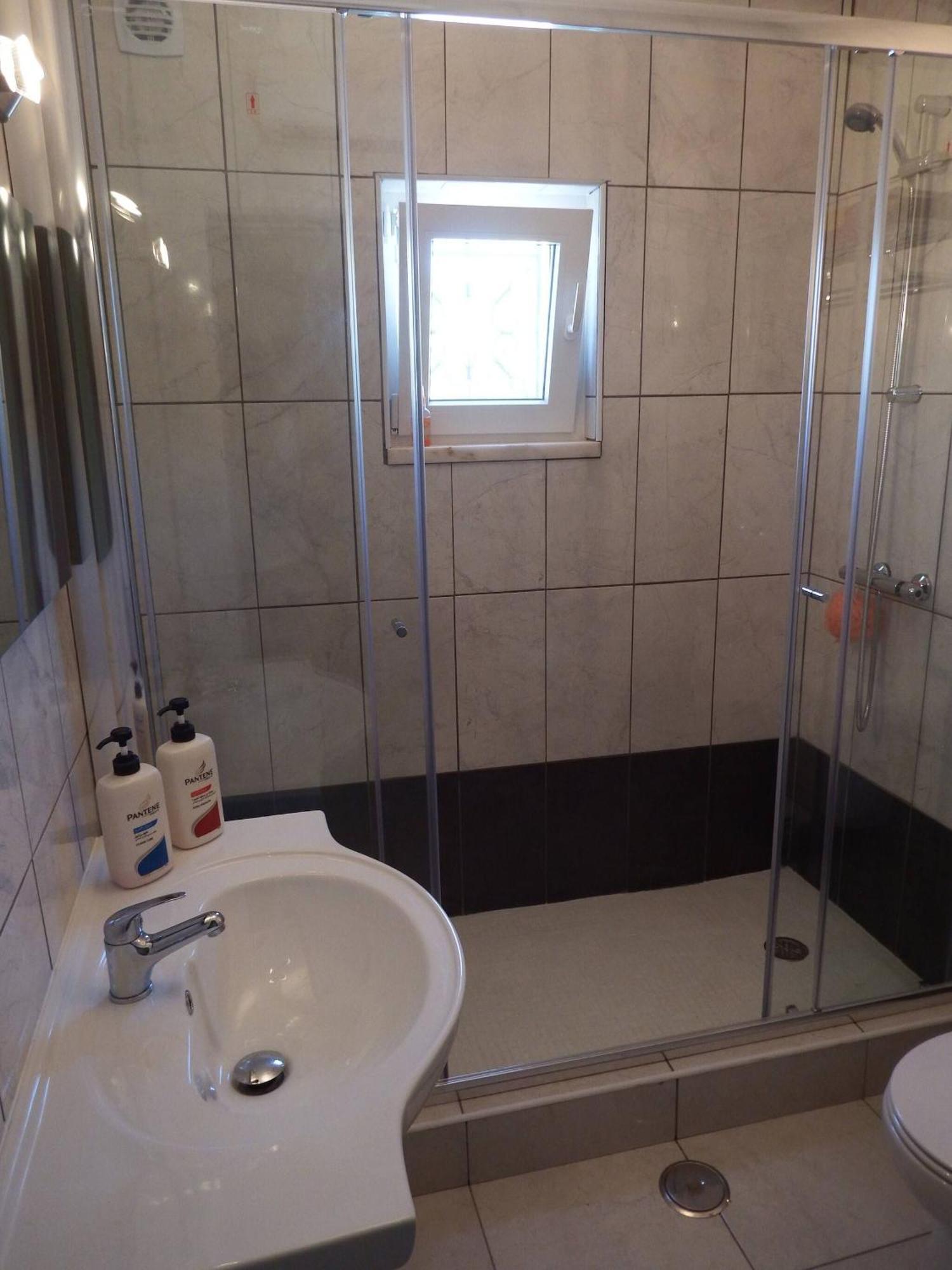 Spacious Lara Estoi With Heated Pool Faro
