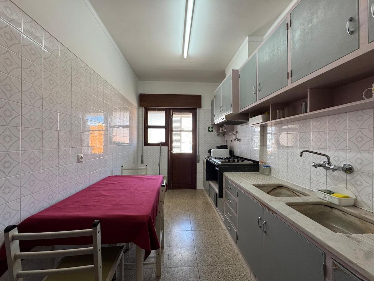 4 Bedroom In Downtown Apartment Faro
