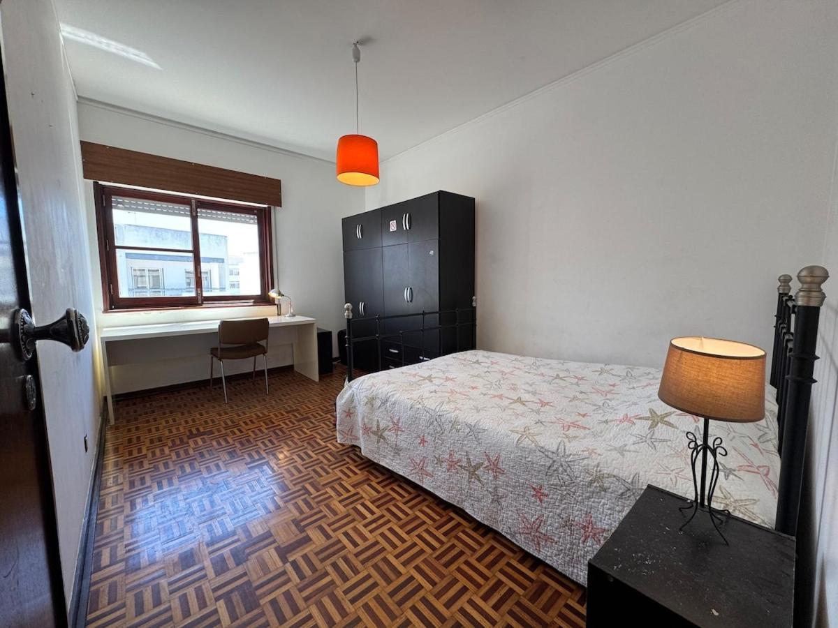 Apartment 4 Bedroom In Downtown