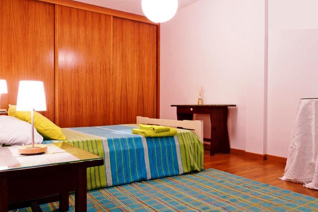 Coloured Studio Faro