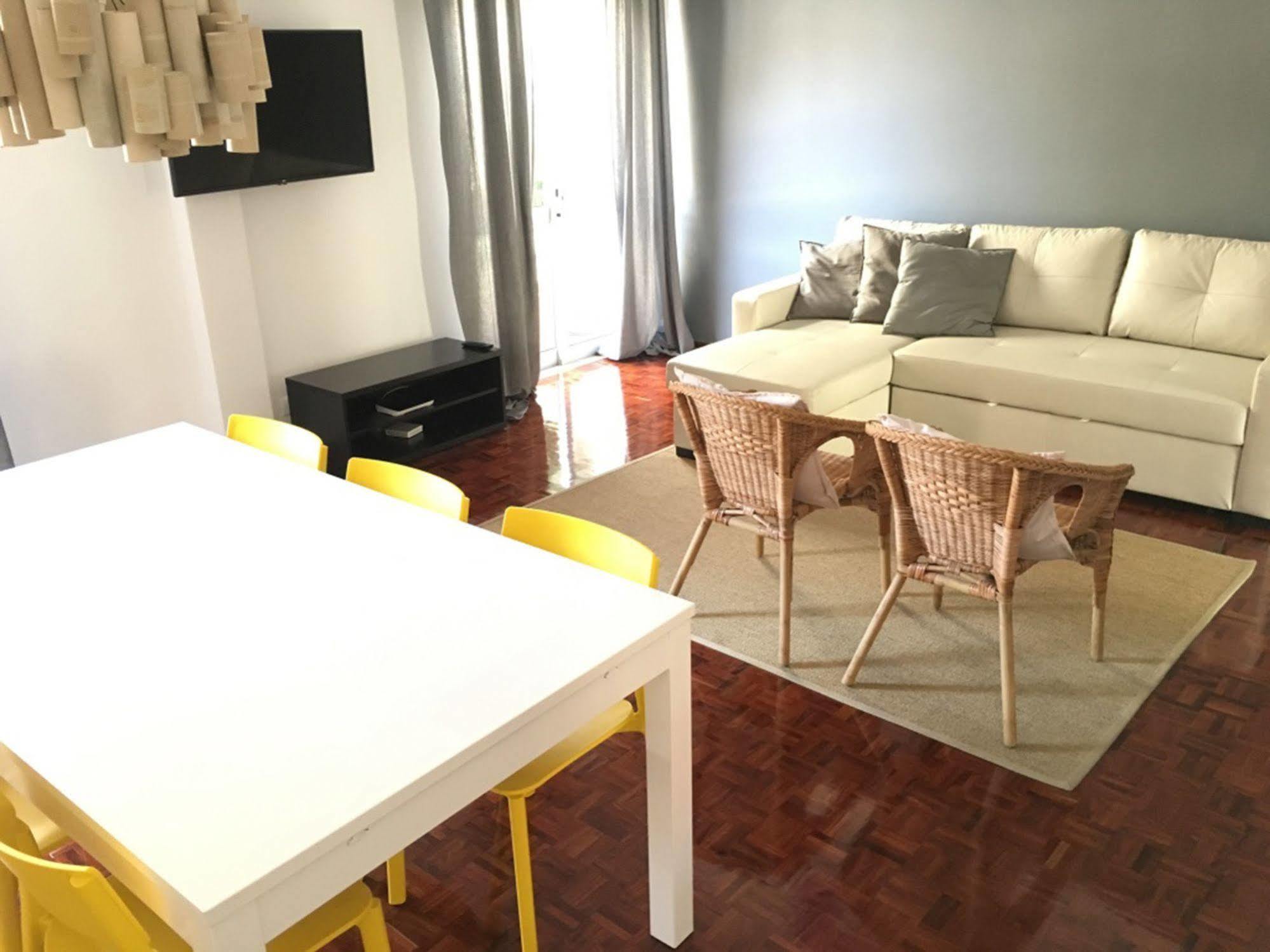 Lemon Tree Apartment *