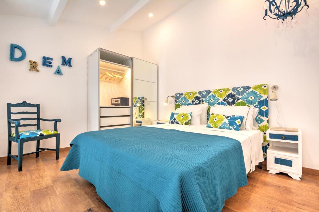 Blue Barqueta Apartment *