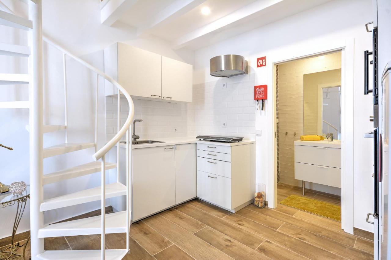 Apartment Yellow Barqueta