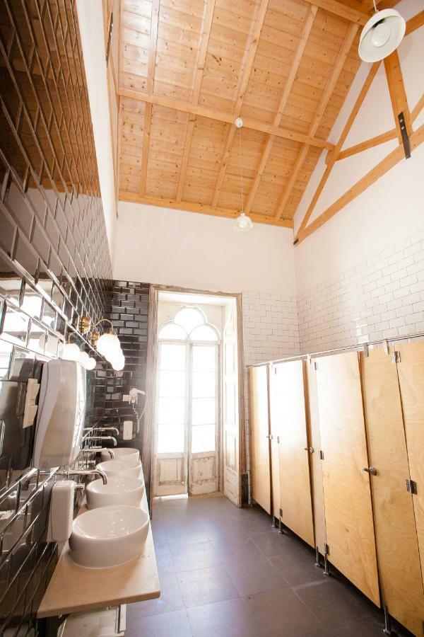 Hostel Hub 1878 *