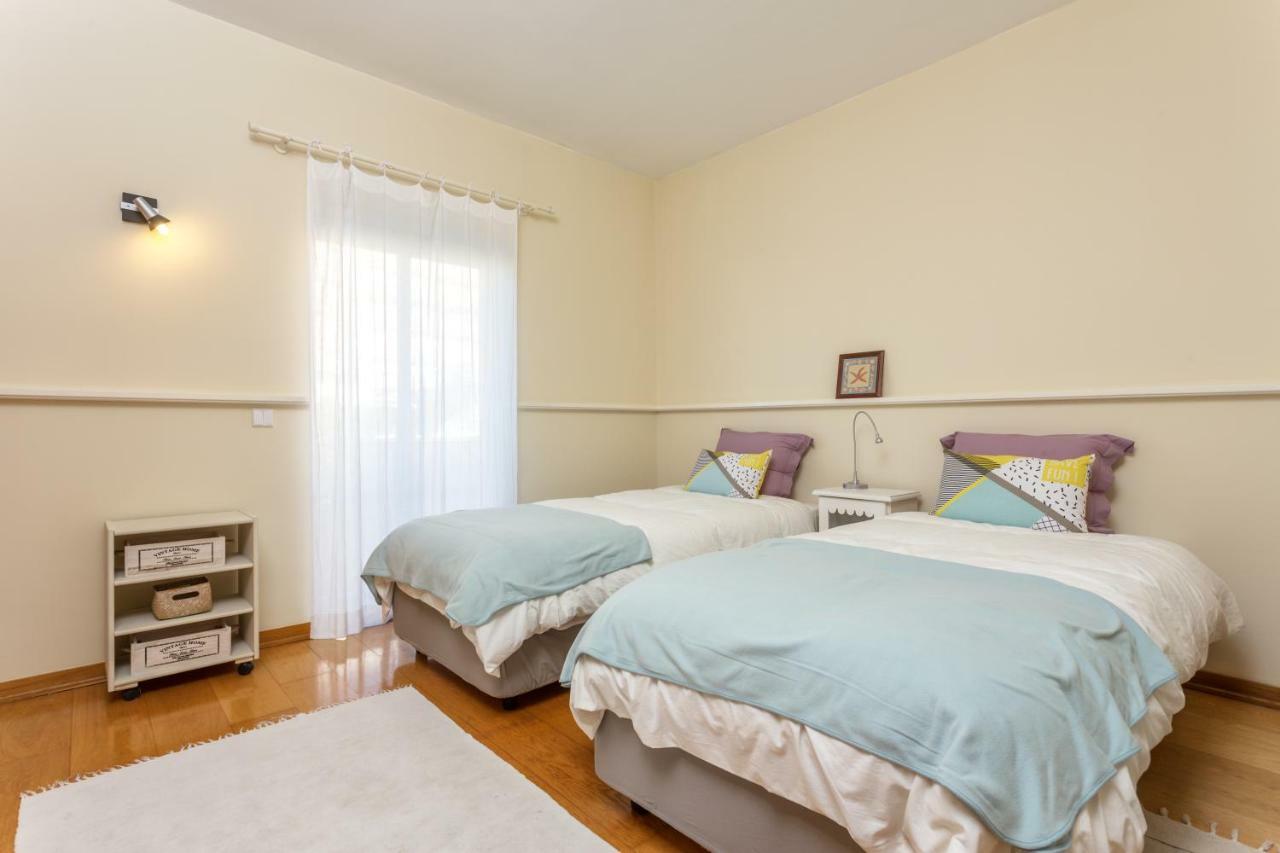 Figuras House Luxury *