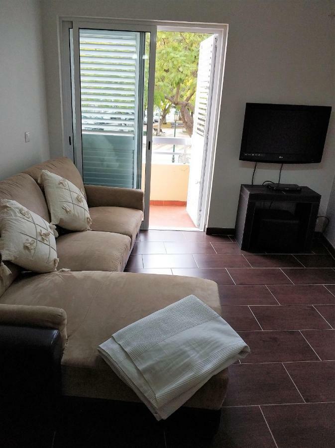 Downtown Apartment *